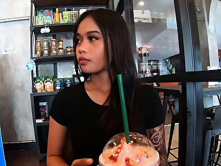 Starbucks coffee berth all round Asian teenager
